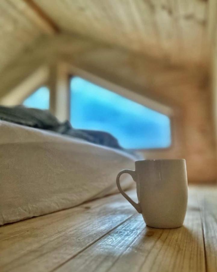 Treehome Tinyhouse Střítež Exterior foto